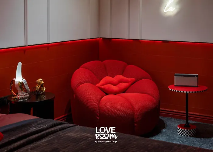 L\'Amour Suite - Romantic Getaway