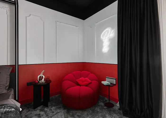 L\'Amour Suite - Romantic Getaway